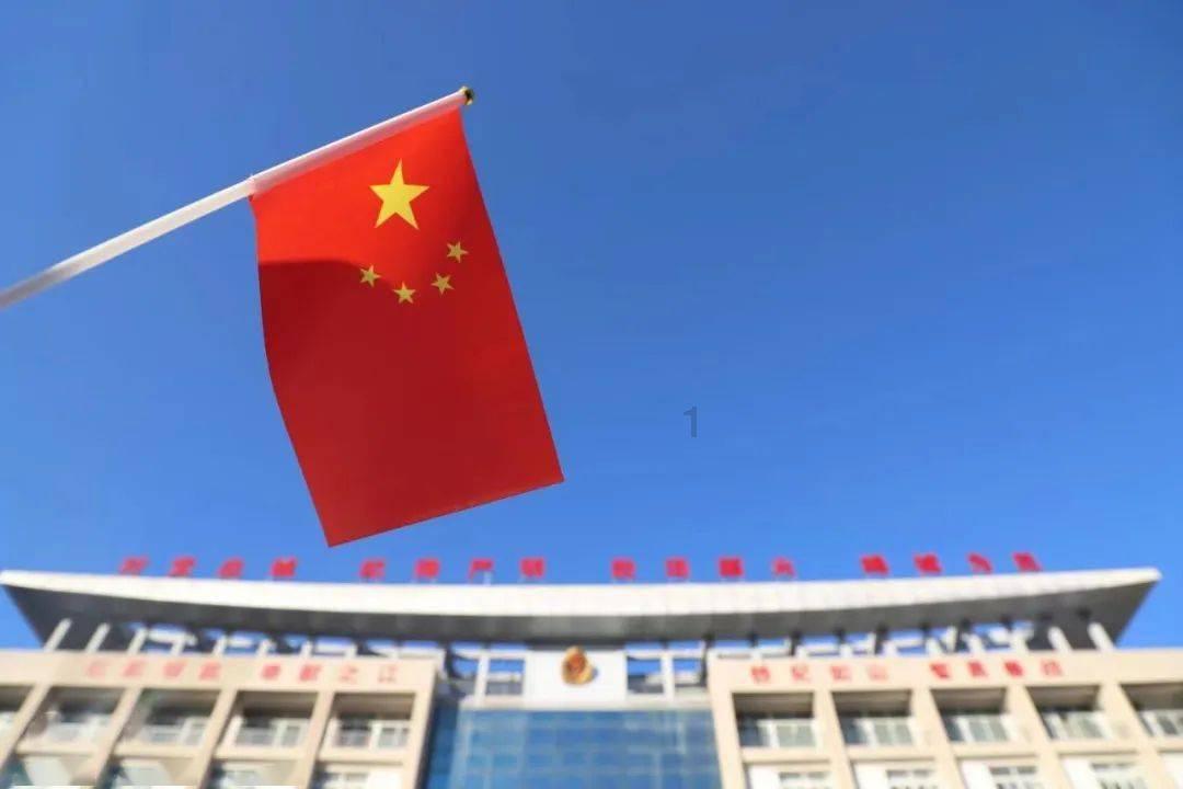 男人开玩笑说女人在等哪个朝思暮想的人是什么意思？